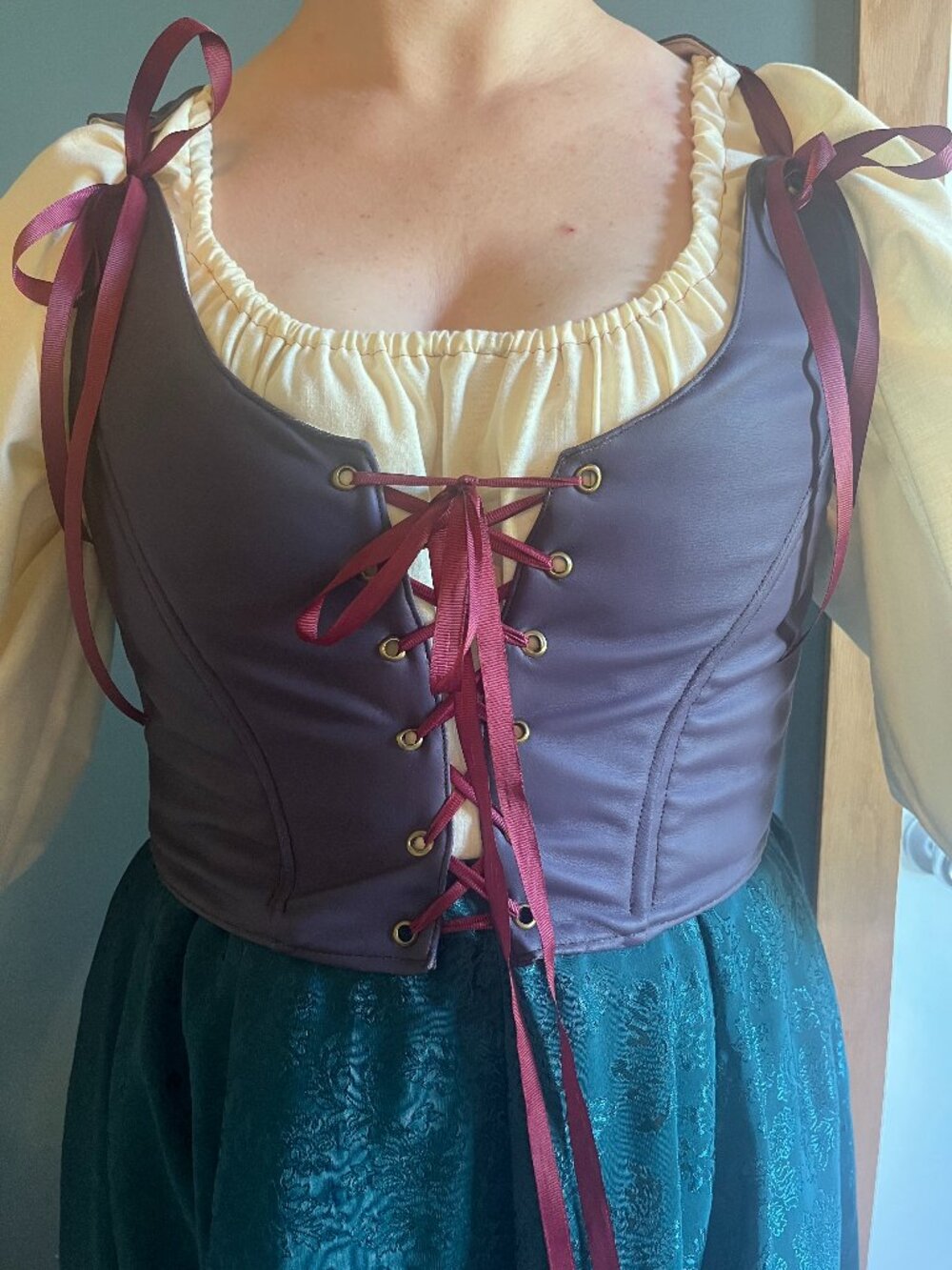 Size Large / XL Bodice: Renaissance Faire Corset - Purple Pleather Fake Leather